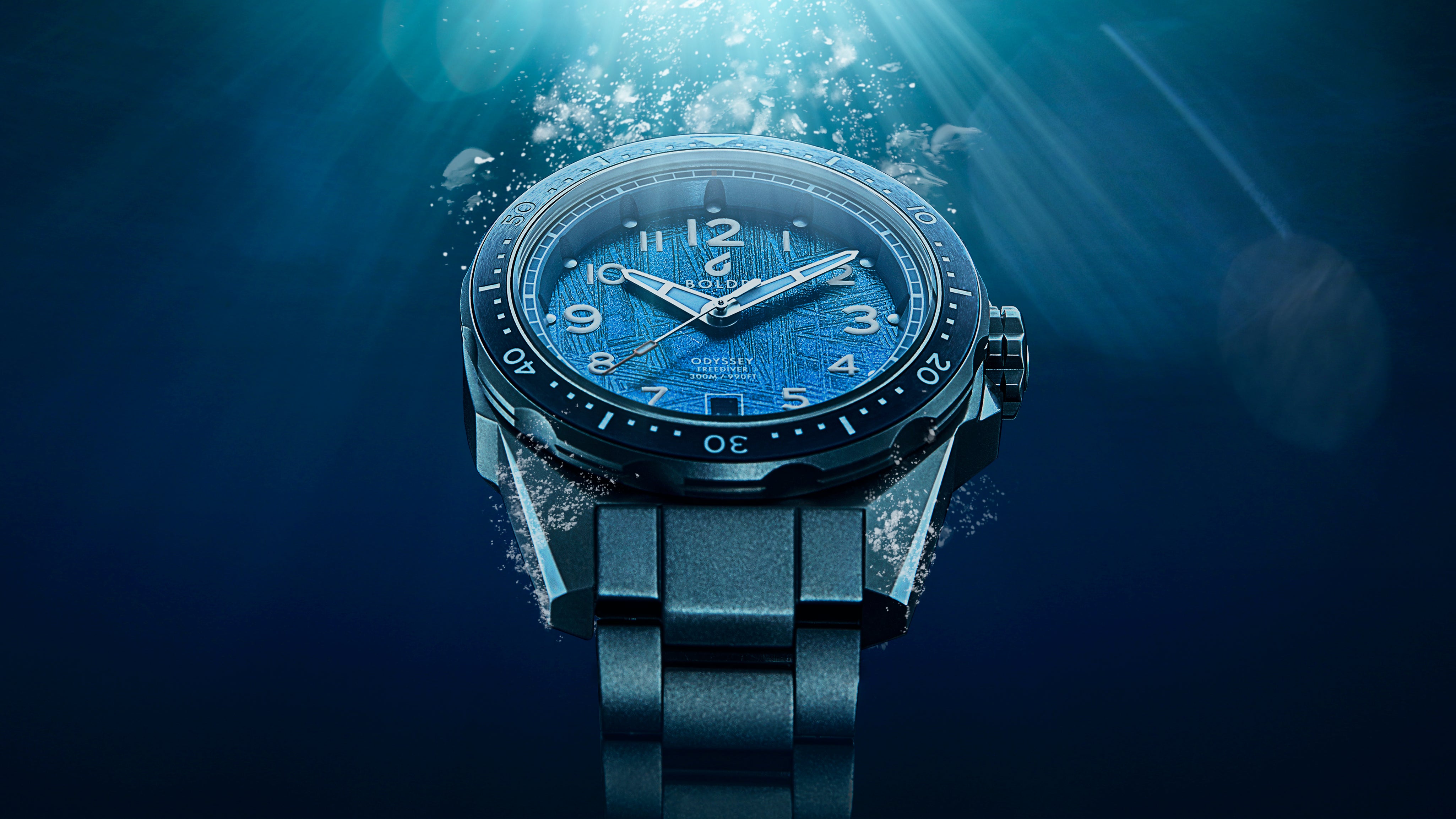 Boldr - The Watch For Adventurers.