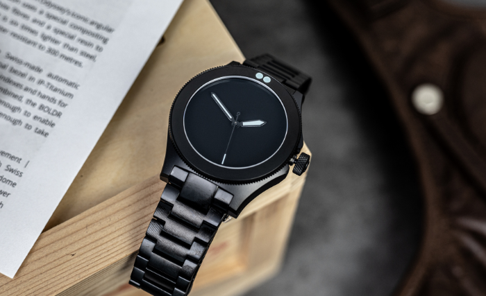 Unleash Your Adventurous Side with the BOLDR Safari Vogelkop Superb