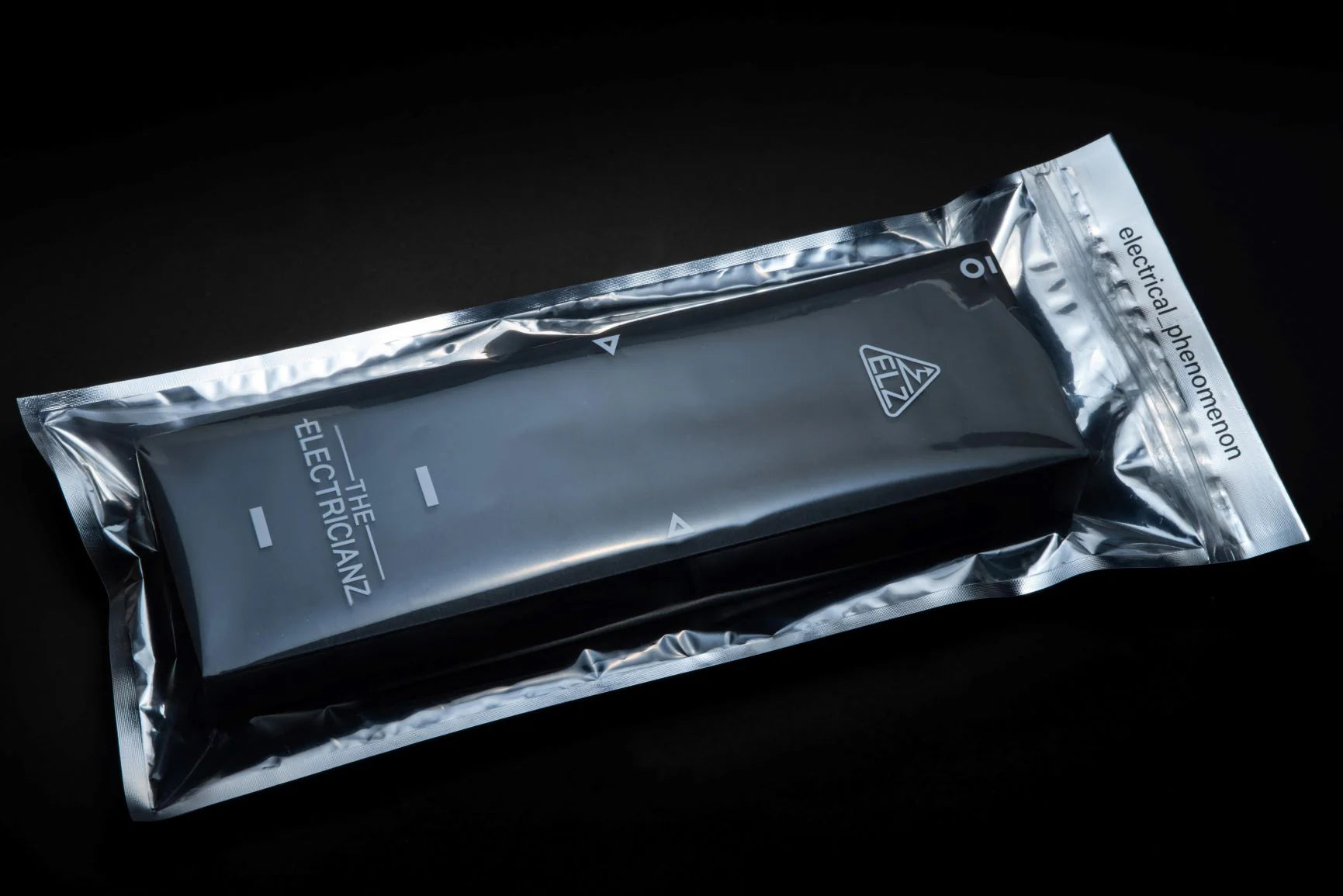 The ELECTRICIANZ Terra Edition - Red Army Watches