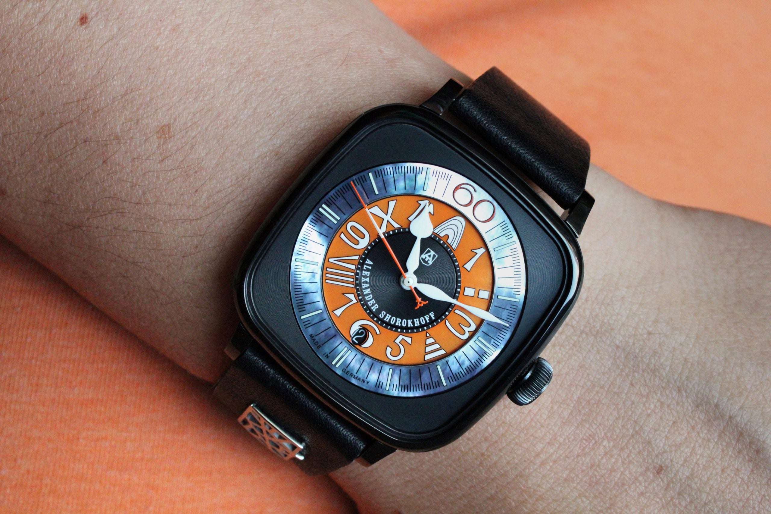 ALEXANDER SHOROKHOFF Kandy Sport - Red Army Watches