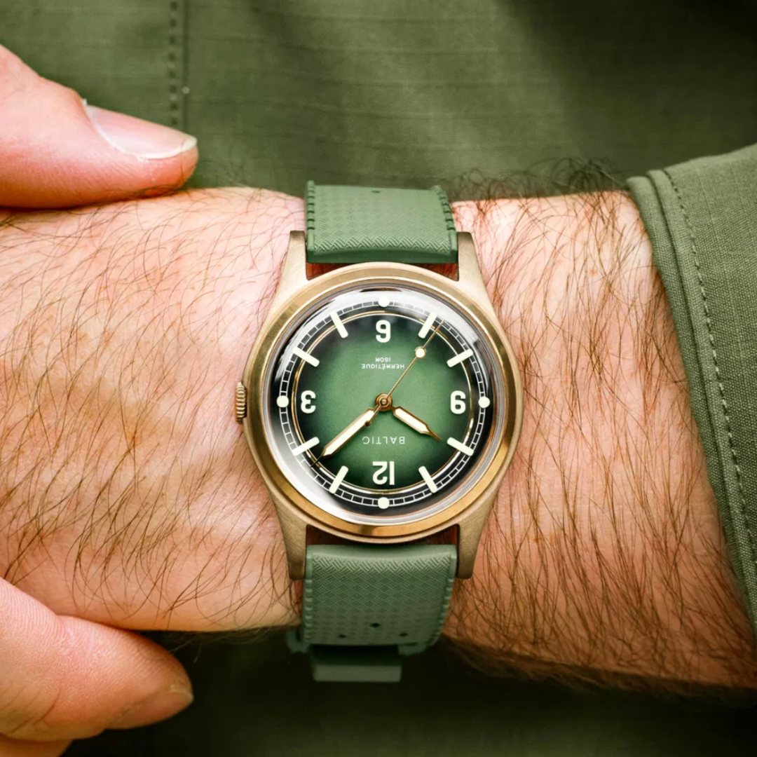 BALTIC HERMÉTIQUE TOURER BRONZE GREEN - Red Army Watches