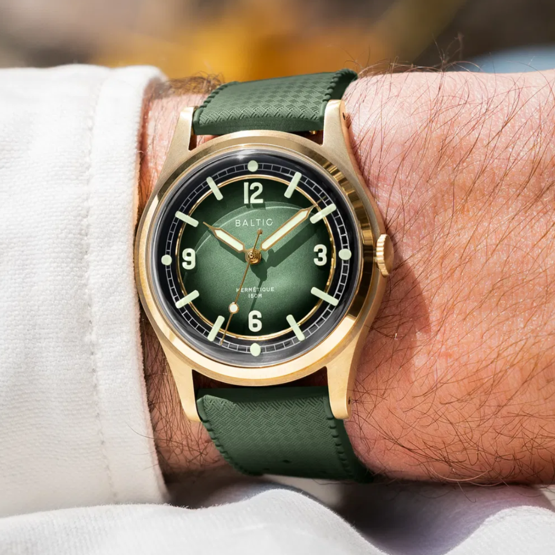 BALTIC HERMÉTIQUE TOURER BRONZE GREEN - Red Army Watches