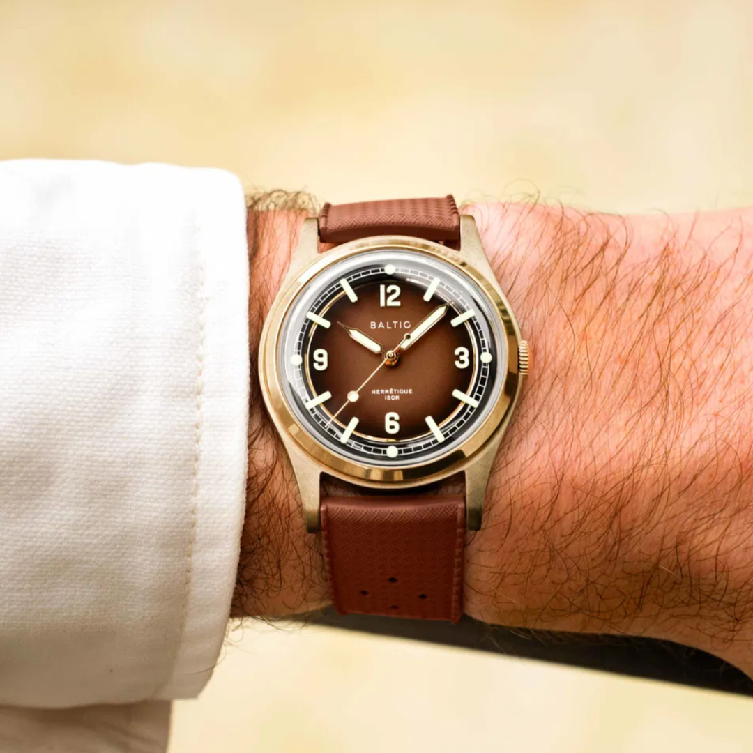 BALTIC HERMÉTIQUE TOURER BRONZE BROWN - Red Army Watches