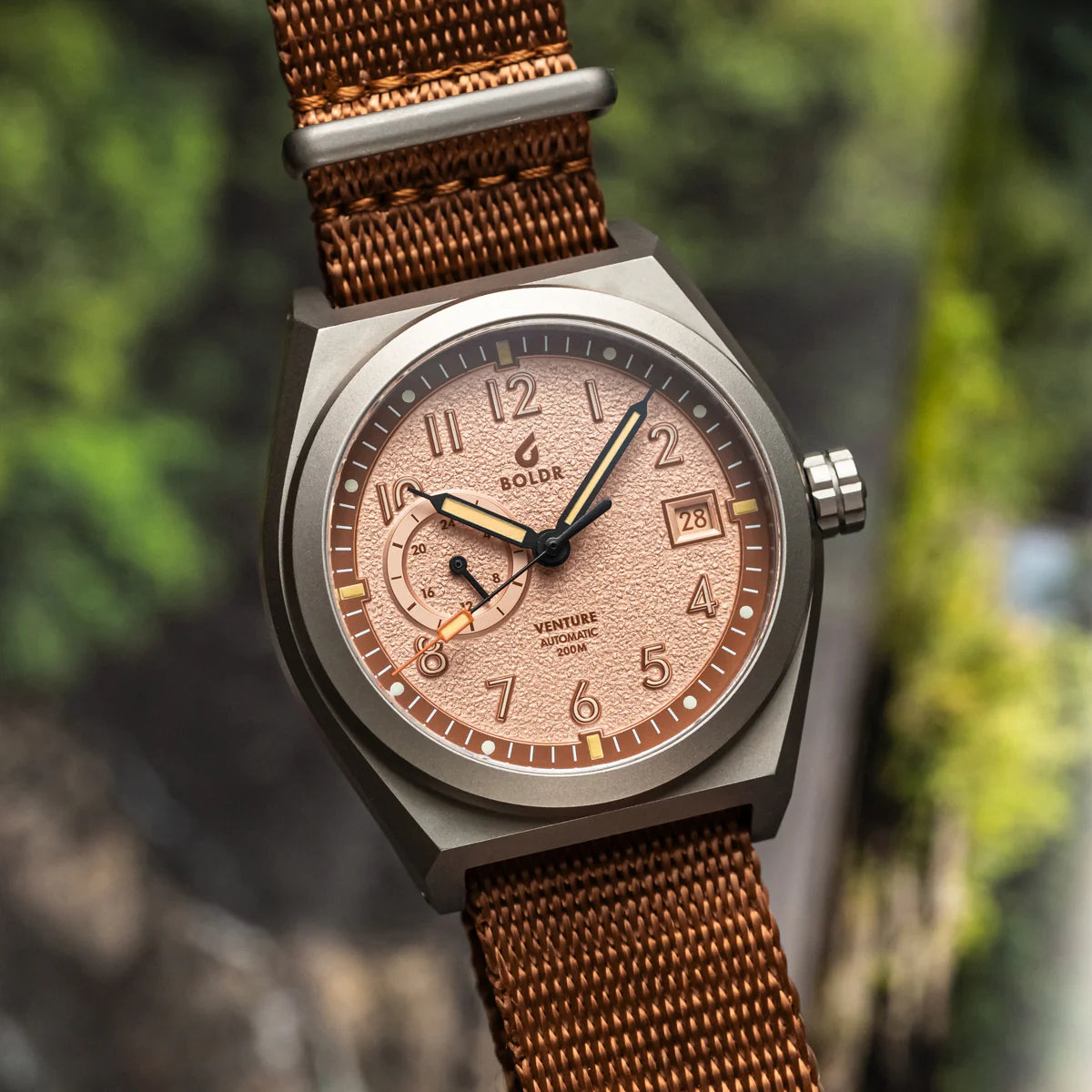 BOLDR Venture Wayfarer Sierra - Red Army Watches