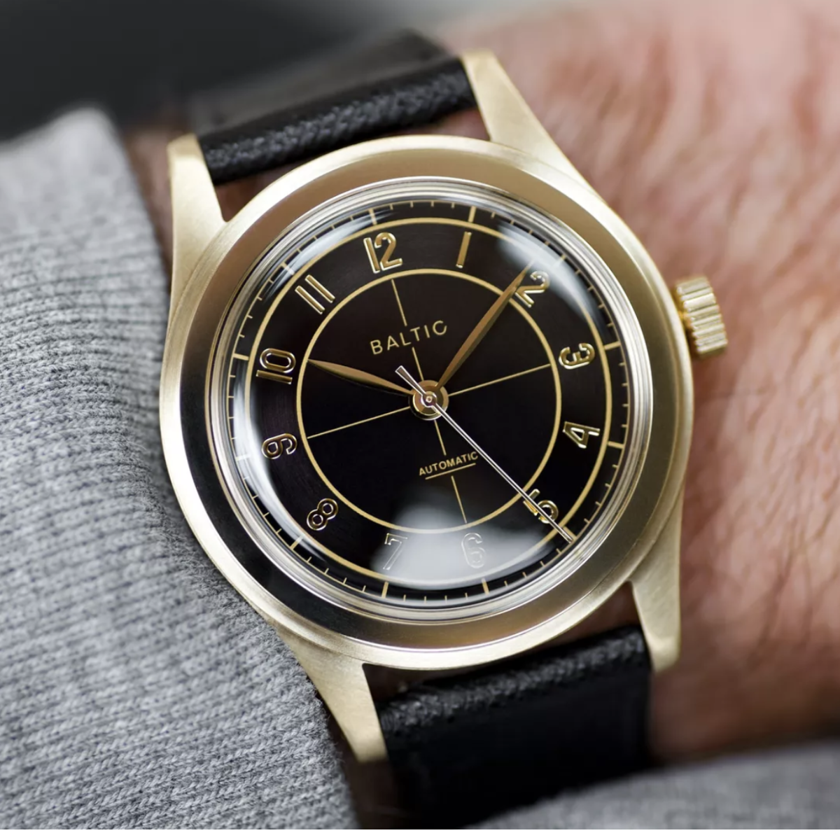 BALTIC HMS 002 GOLD PVD (BLACK SAFFIANO) - Red Army Watches