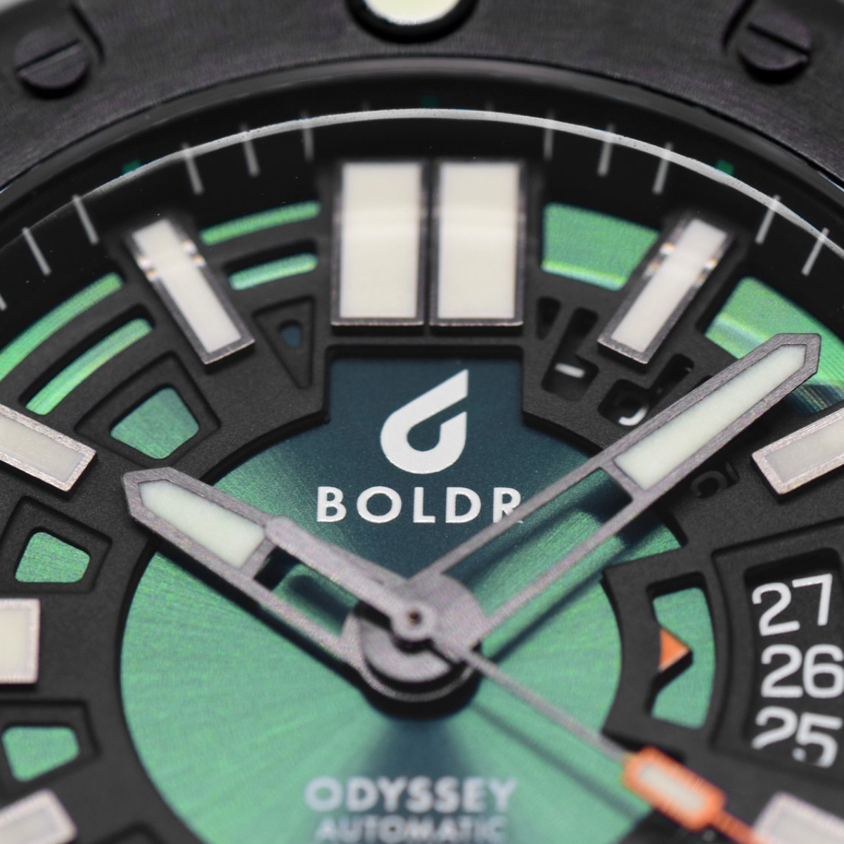 BOLDR Odyssey Carbon Green - Red Army Watches