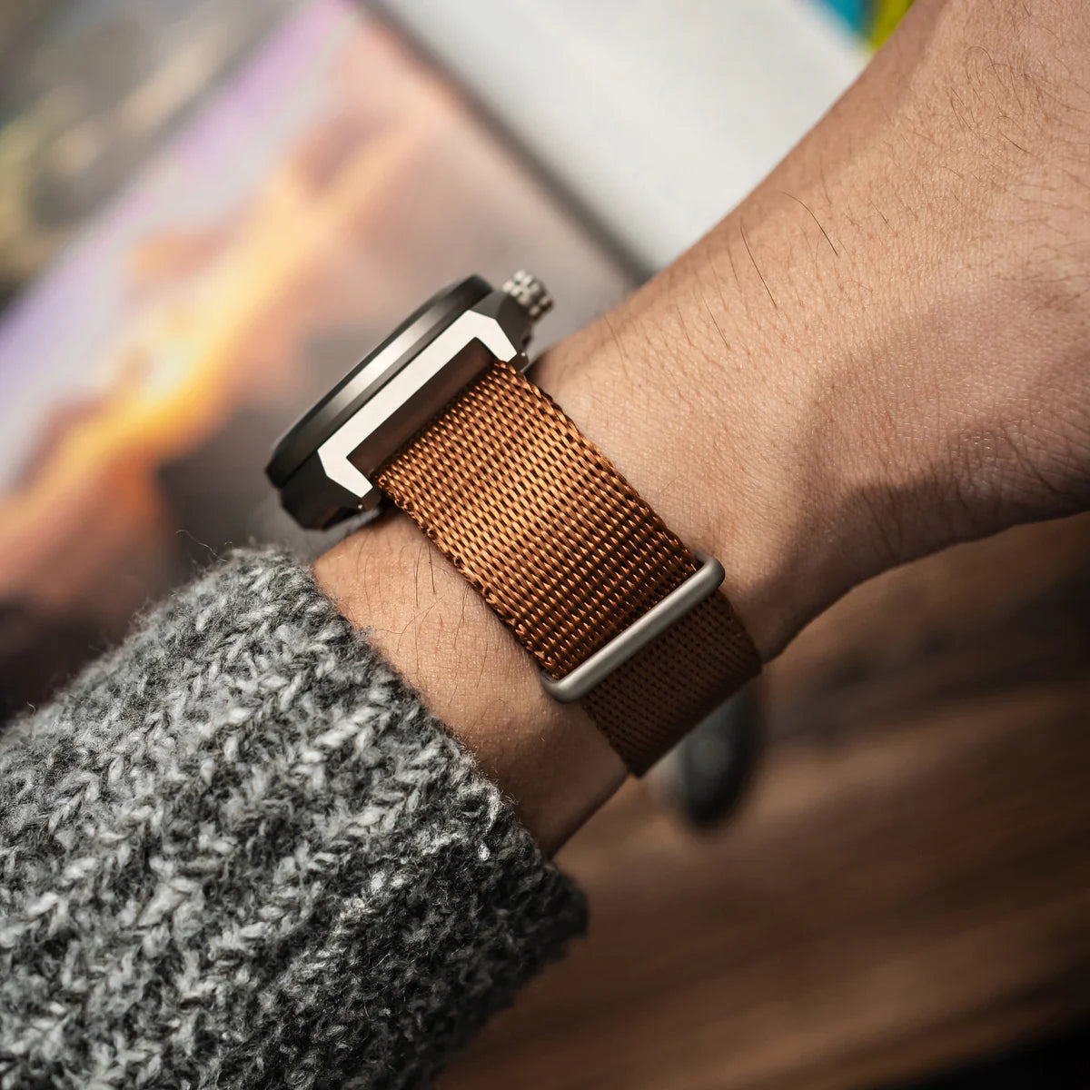 BOLDR Venture Wayfarer Sierra - Red Army Watches