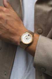 BEAUBLEU Ecce Lys Cognac - Red Army Watches