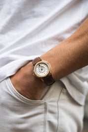 BEAUBLEU Ecce Lys Cognac - Red Army Watches