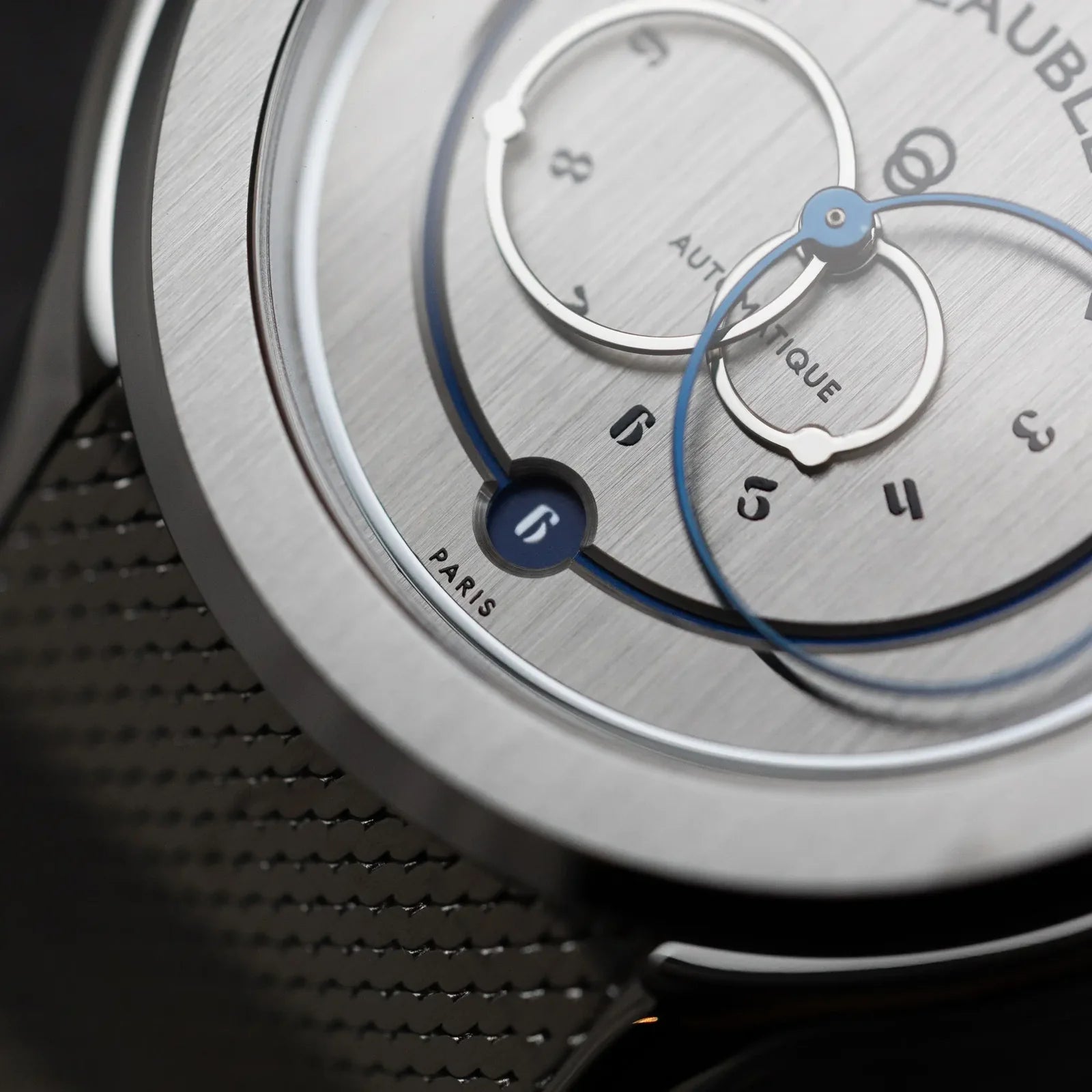 BEAUBLEU Ecce Vesperal Black - Red Army Watches