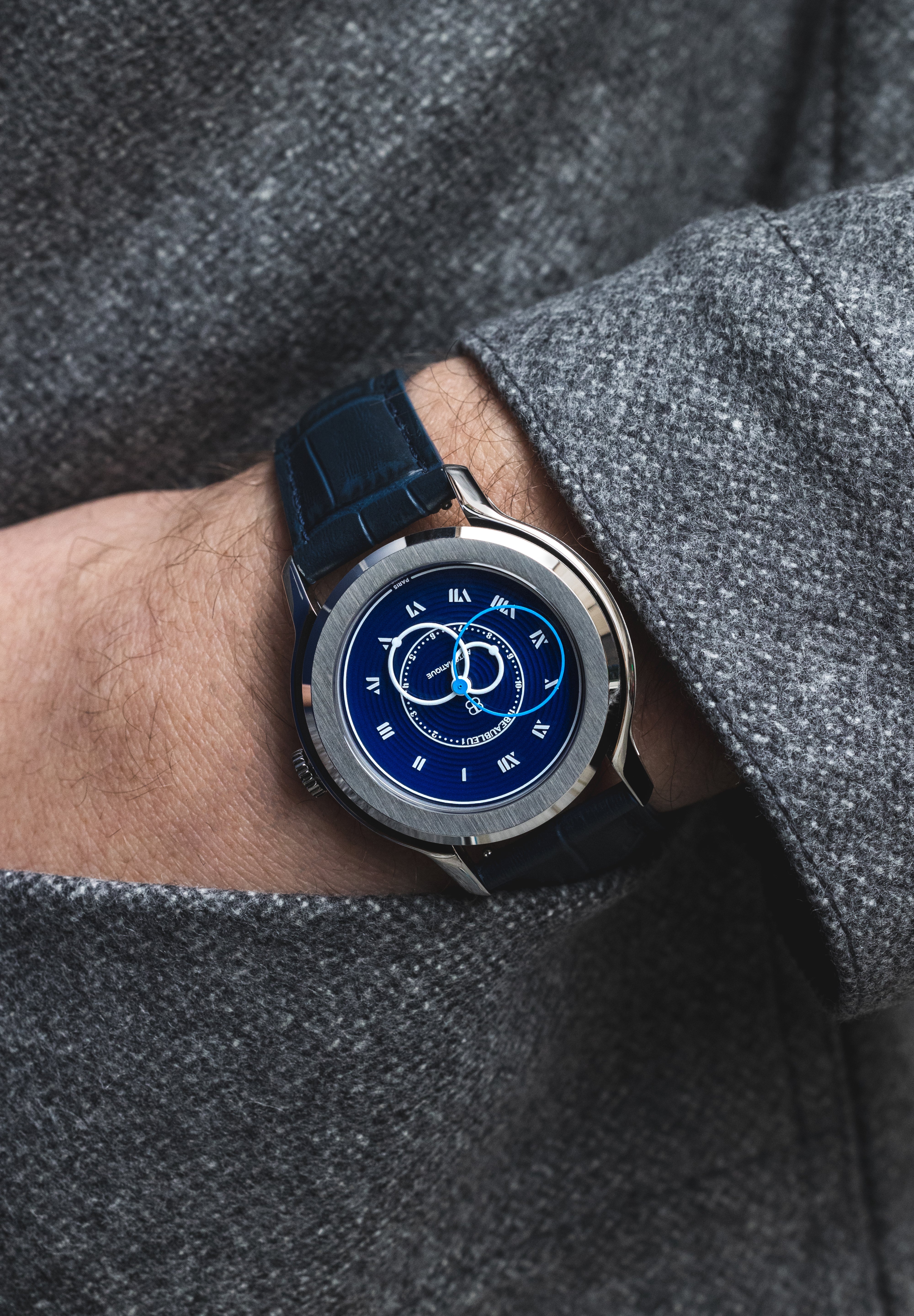 BEAUBLEU Vitruve Origine Blue - Red Army Watches