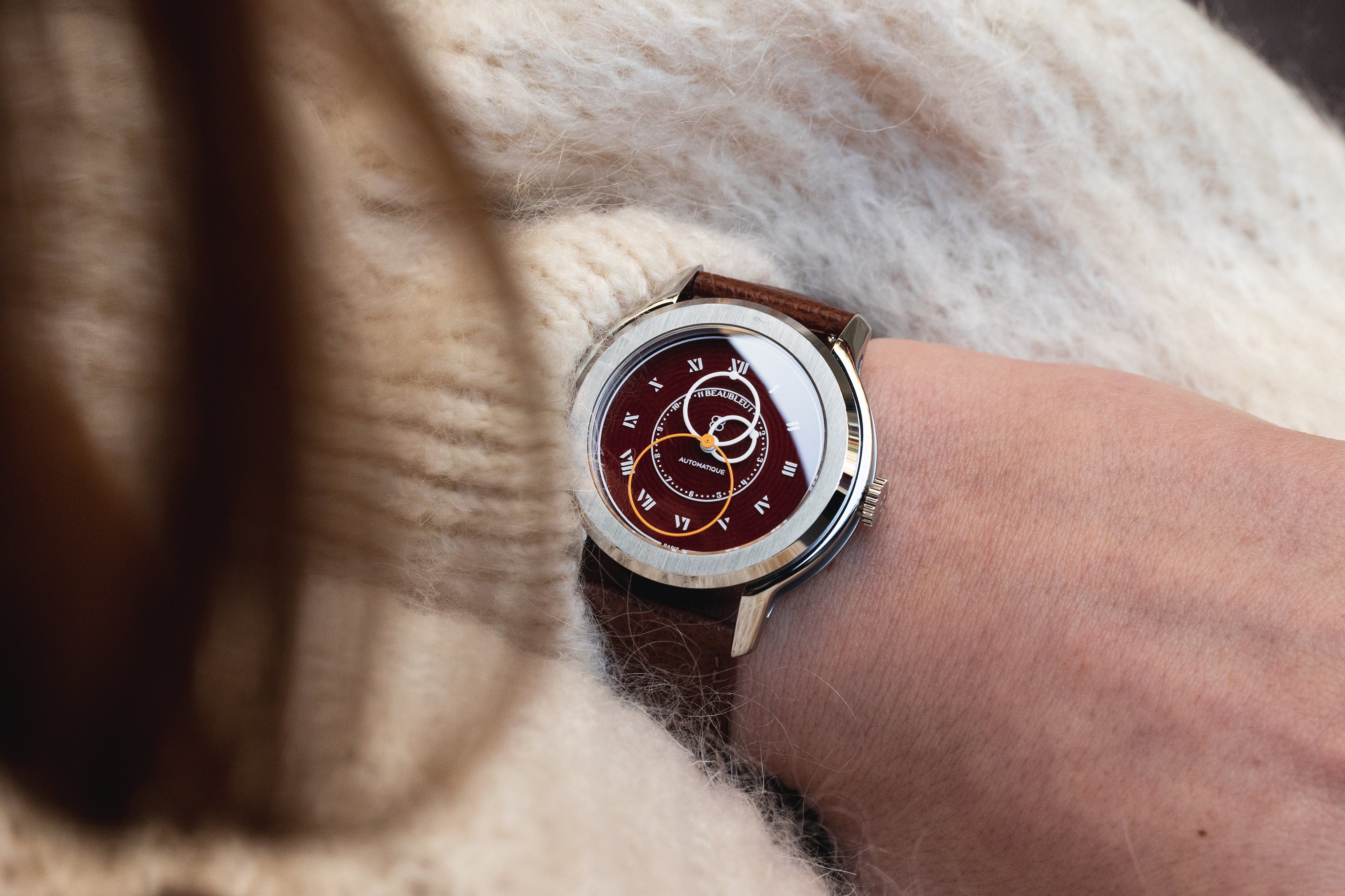 BEAUBLEU Vitruve Origine Cognac - Red Army Watches
