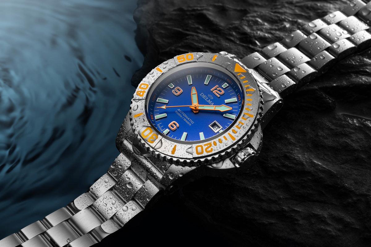 DELMA Blue Shark IV 41701.760.6.044 - Red Army Watches
