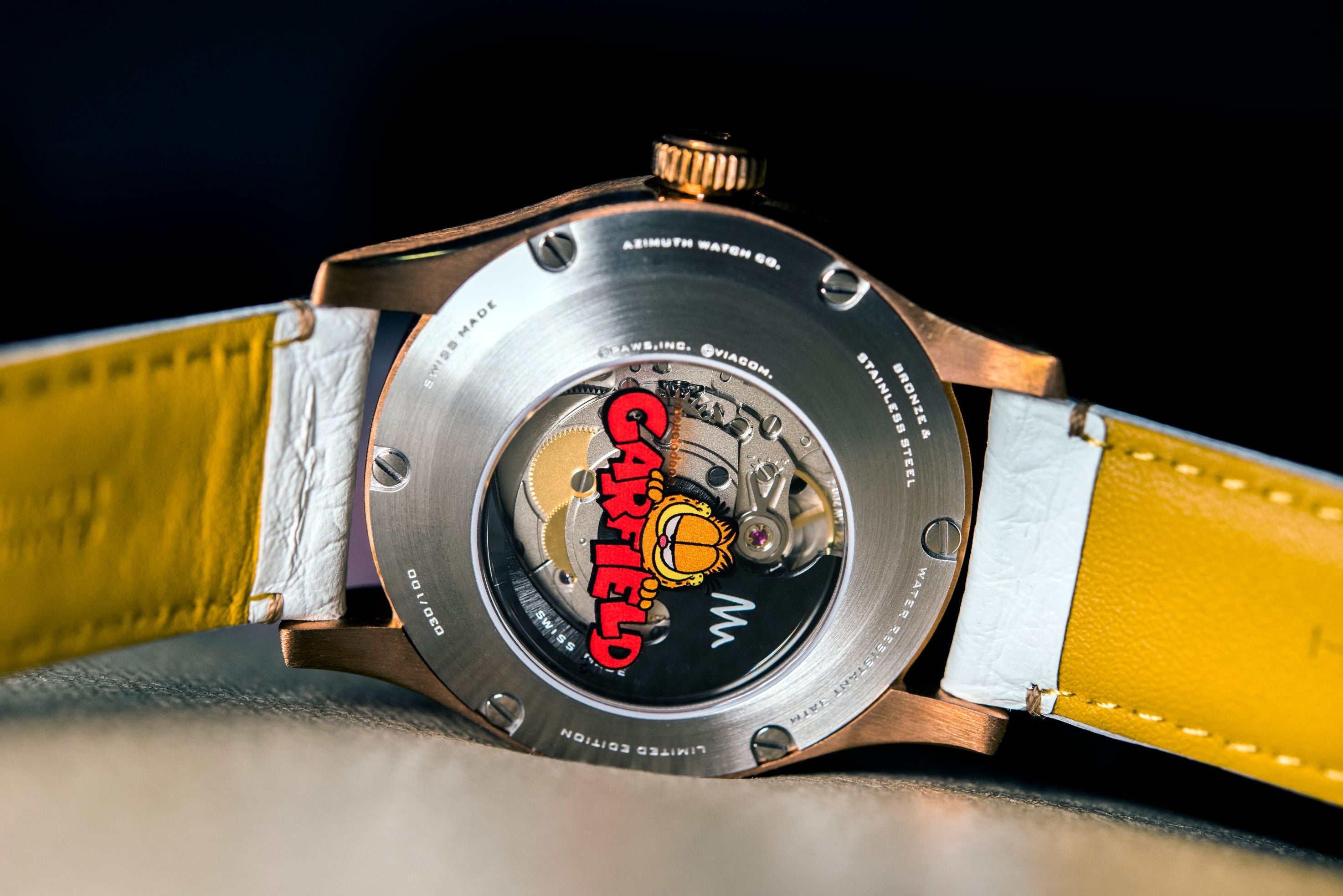 AZIMUTH GARFIELD BACK IN TIME - Red Army Watches