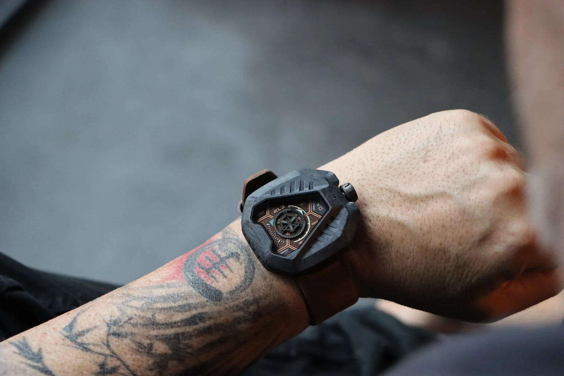 The ELECTRICIANZ Terra Edition - Red Army Watches