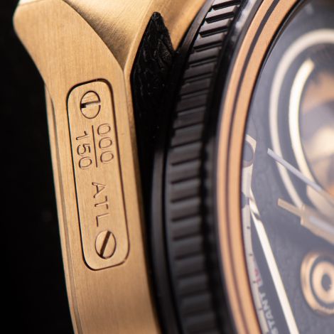 TACS  AUTOMATIC ATL GOLD X Robotoys with BoxSet (TS2002DR) - Red Army Watches