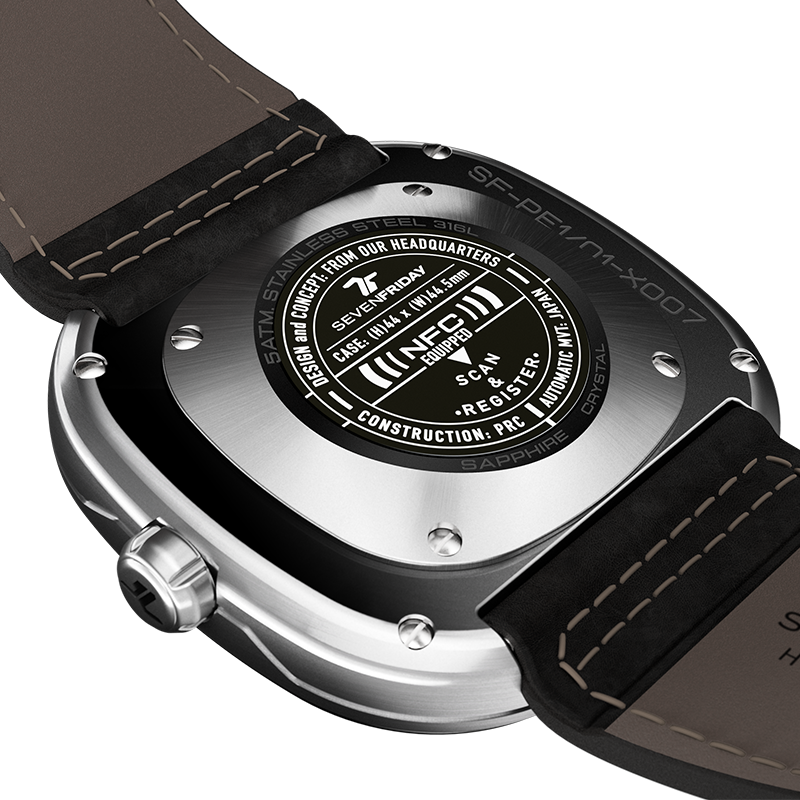 SEVENFRIDAY PE1/01 - Red Army Watches