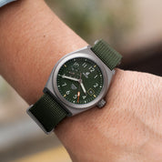 BOLDR Venture Wayfarer-Olive - Red Army Watches