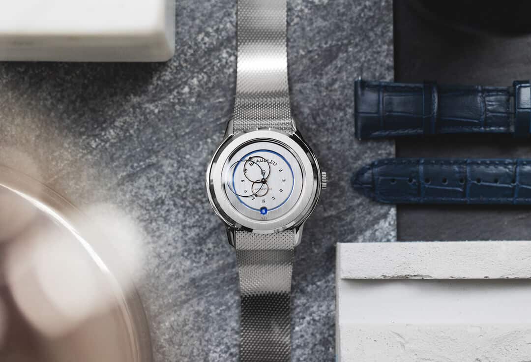 BEAUBLEU Ecce Vesperal Steel - Red Army Watches