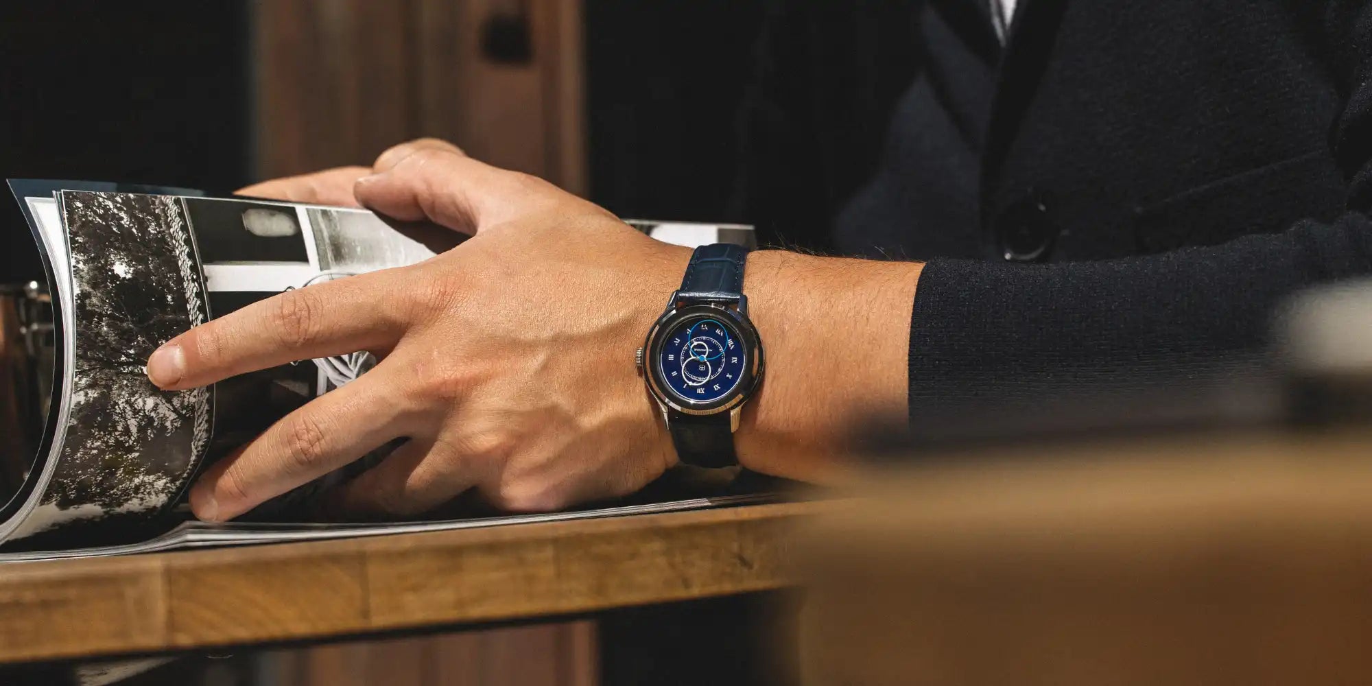 BEAUBLEU Vitruve Origine Blue - Red Army Watches