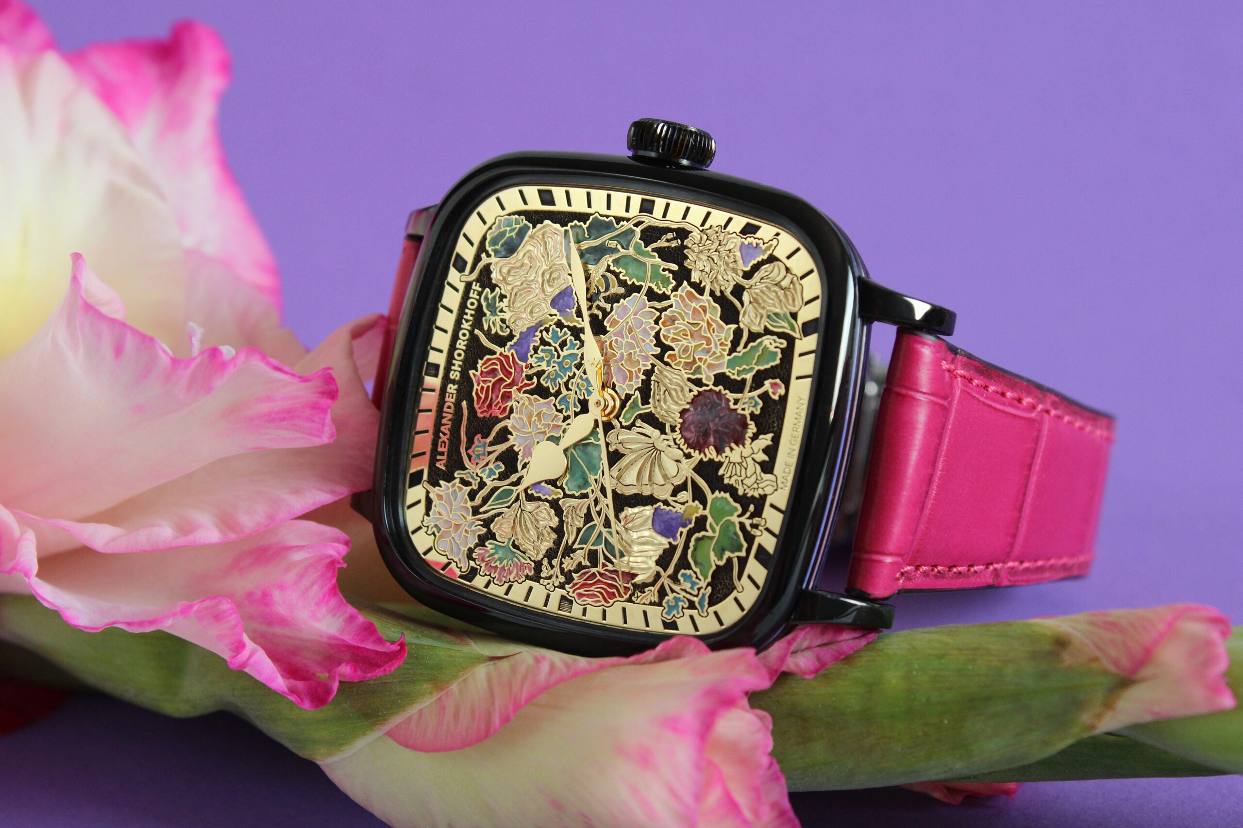 ALEXANDER SHOROKHOFF Bella & Alla - Red Army Watches