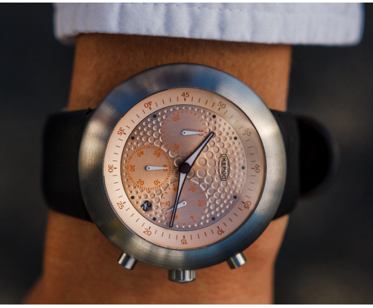IKEPOD Chronopod Gold Dots 003 - Red Army Watches
