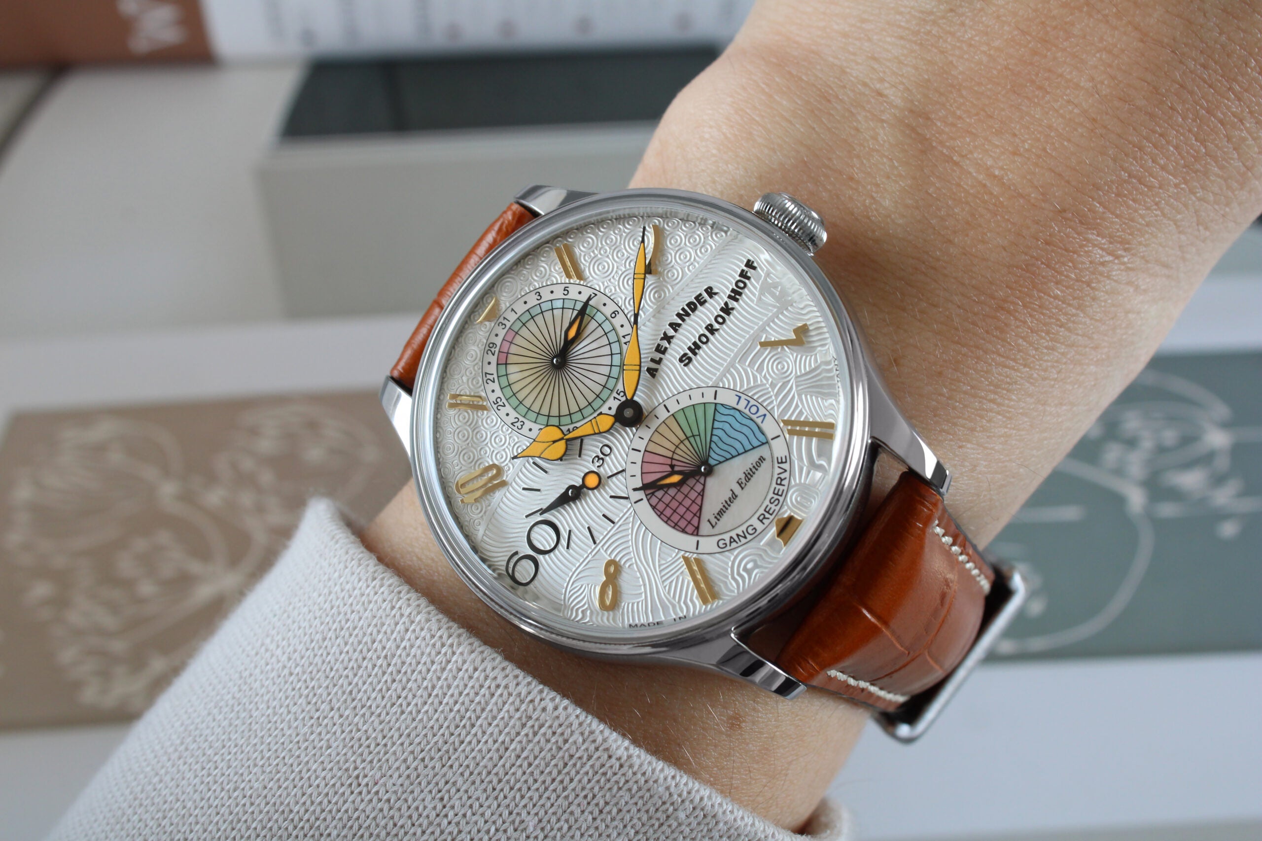 ALEXANDER SHOROKHOFF Emotio Due - Red Army Watches
