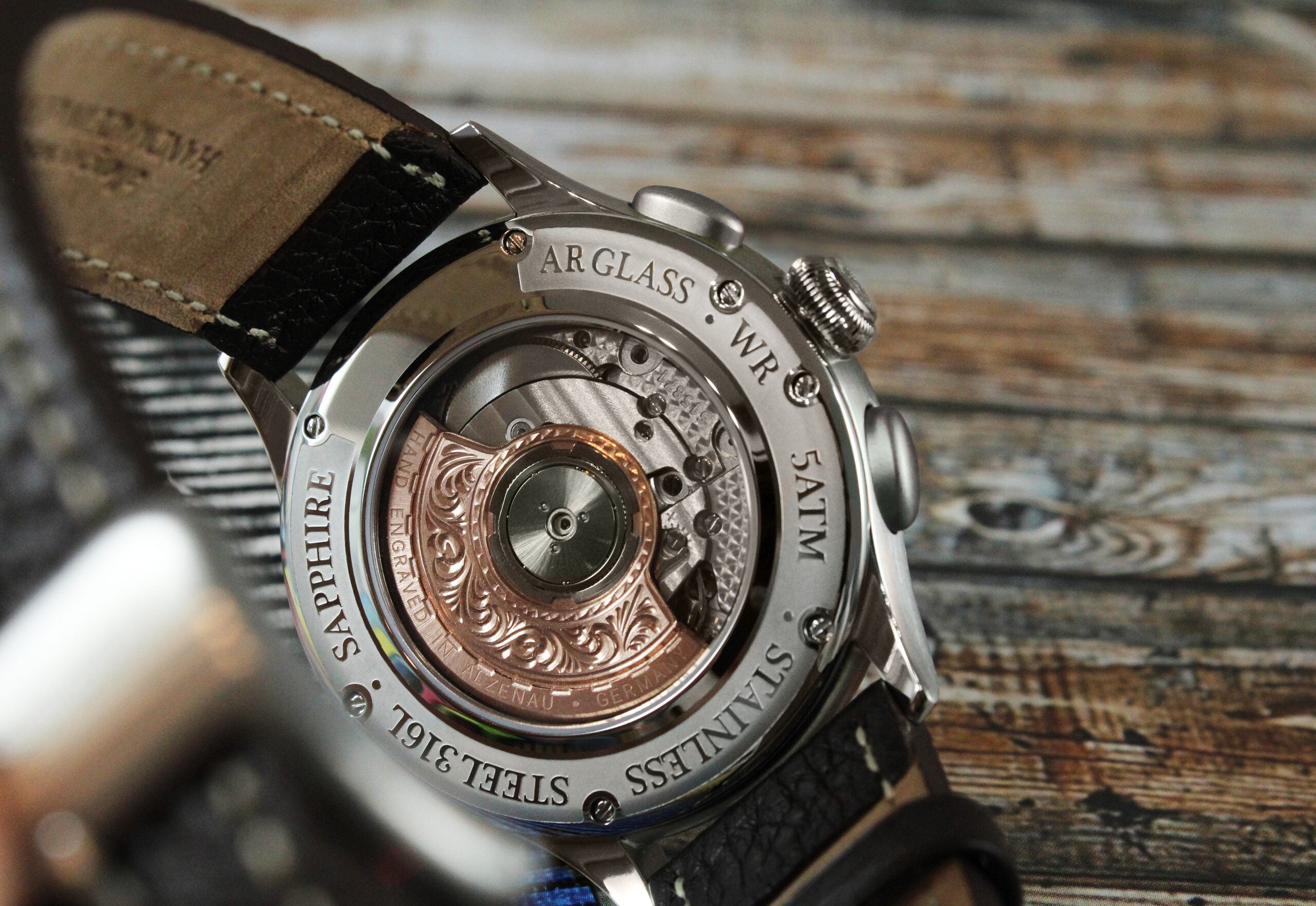 ALEXANDER SHOROKHOFF Happy Second Orange - Red Army Watches