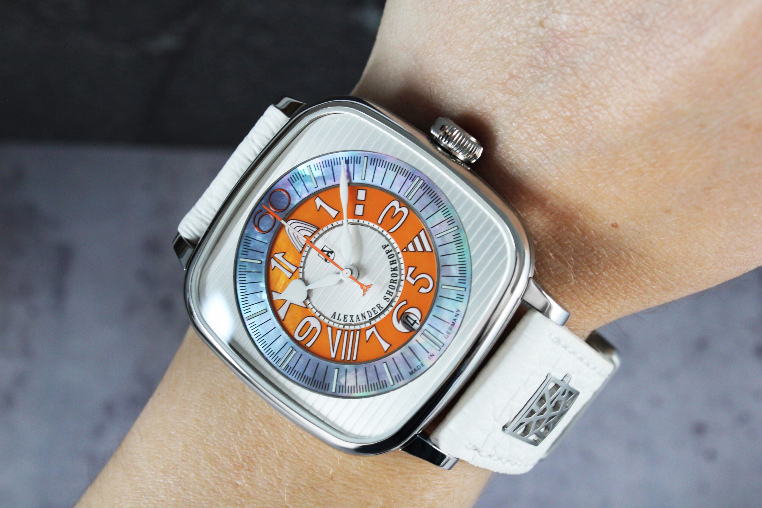 ALEXANDER SHOROKHOFF Kandy Sport Unique - Red Army Watches