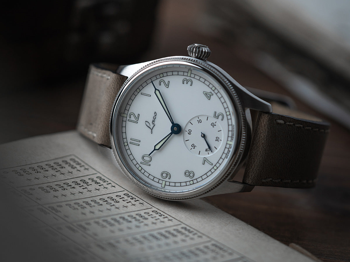 LACO Cuxhaven 39 - Red Army Watches