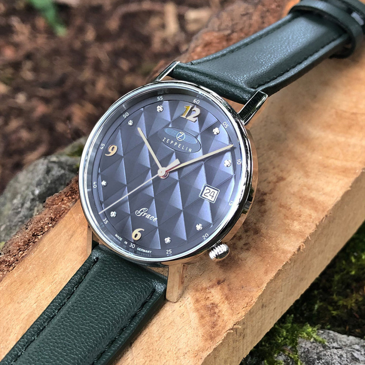 ZEPPELIN LADIES' QUARTZ WATCH WITH DATE AND VEGAN LEATHER STRAP - Red Army Watches