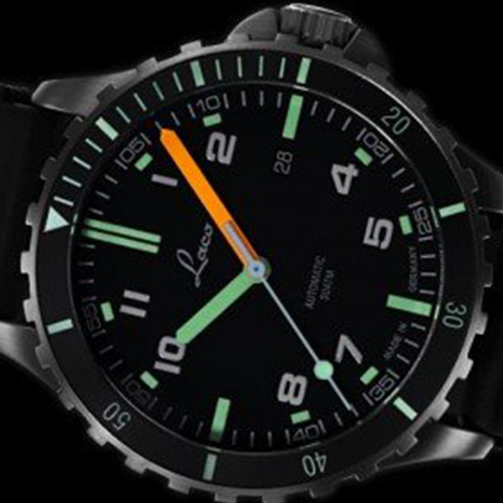LACO SPORT WATCHES HIMALAYA 42 MM AUTOMATIC - Red Army Watches