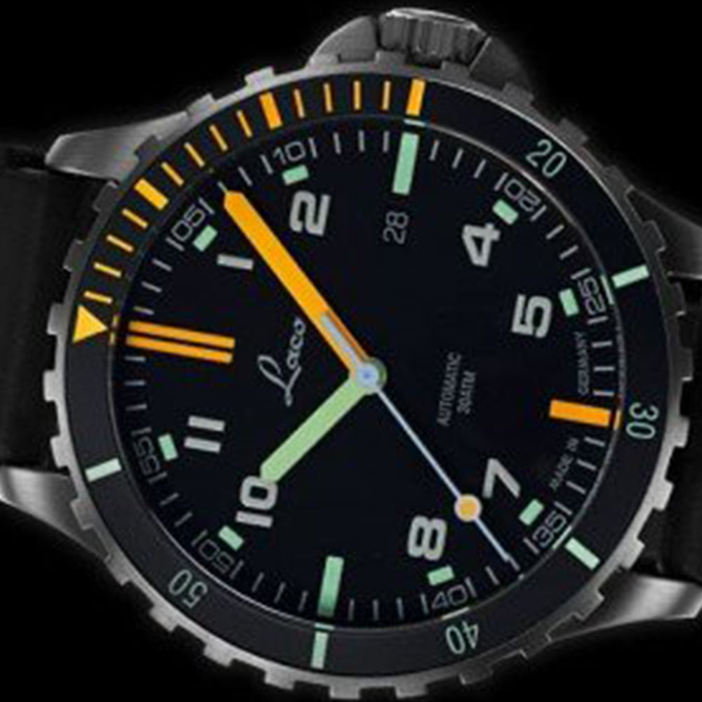 LACO SPORT WATCHES MOJAVE 42 MM AUTOMATIC - Red Army Watches