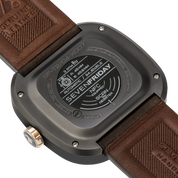 SEVENFRIDAY T2/04 "T-Art" - Red Army Watches