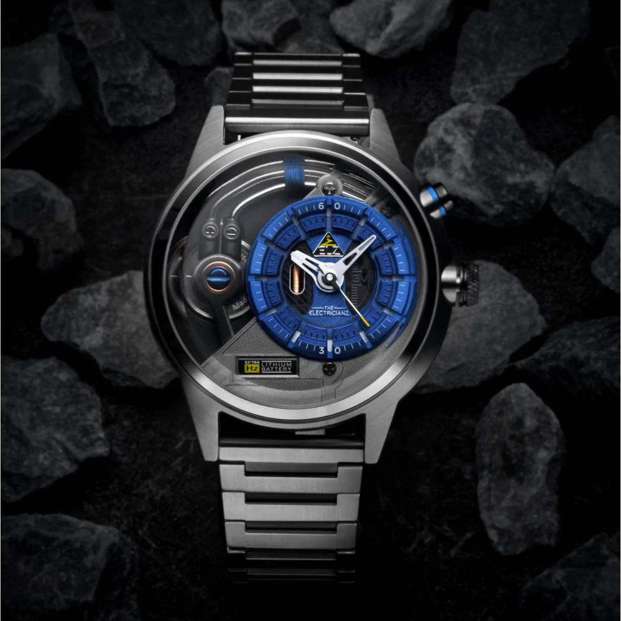 The ELECTRICIANZ Stone Z 45mm Metal - Red Army Watches