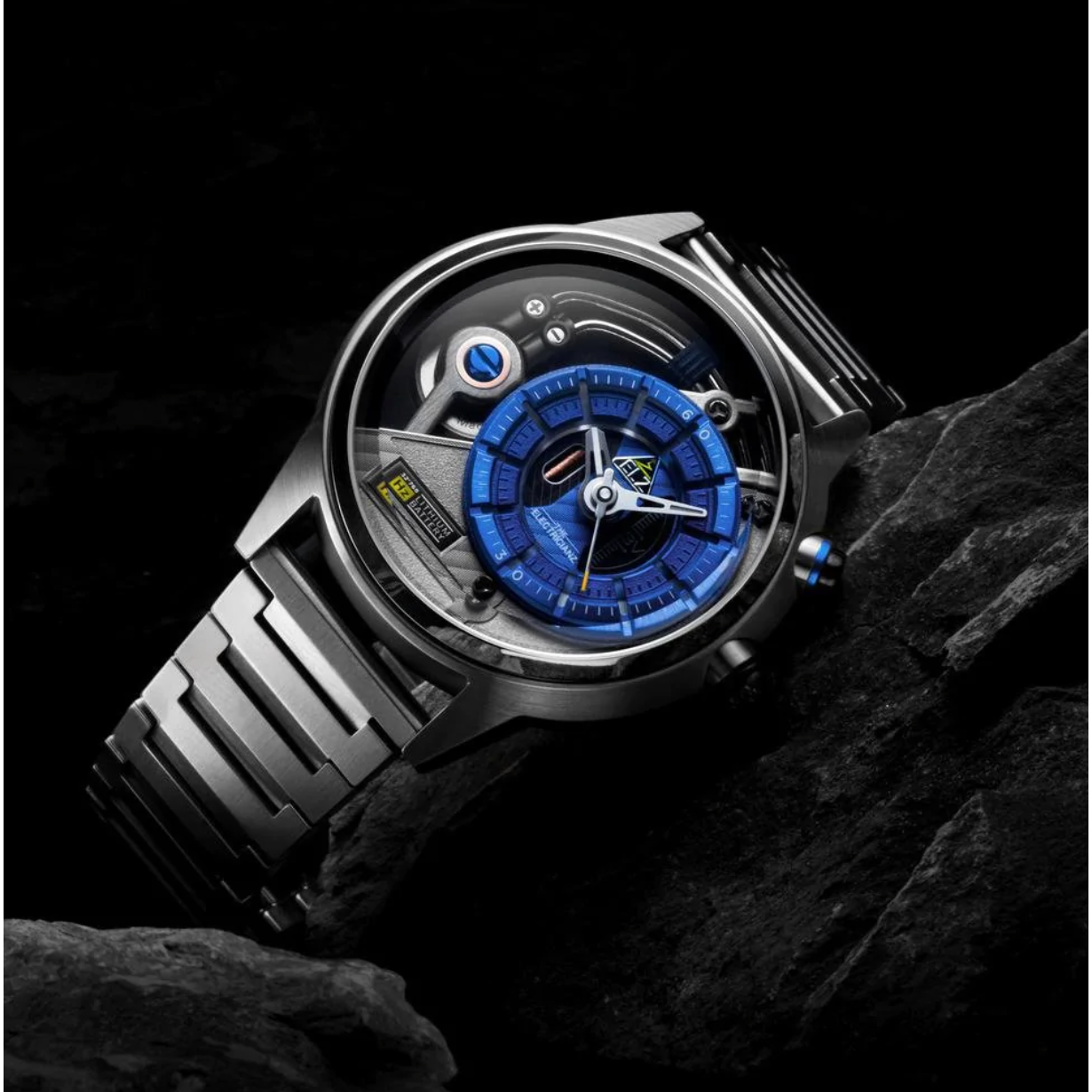 The ELECTRICIANZ Stone Z 45mm Metal - Red Army Watches