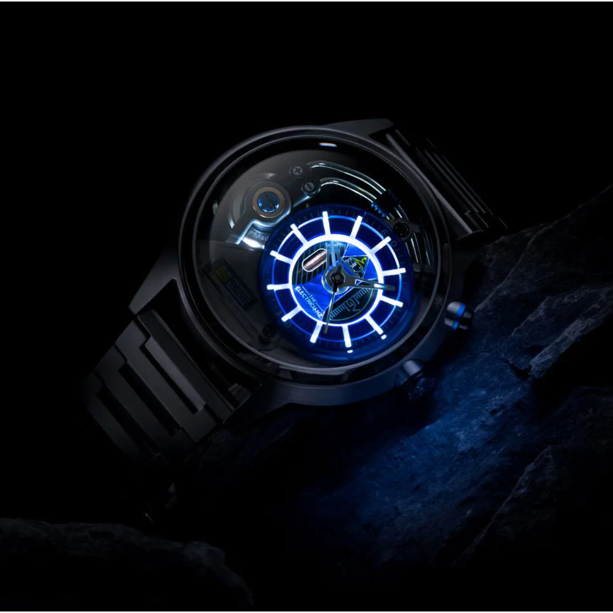 The ELECTRICIANZ Stone Z 45mm Metal - Red Army Watches