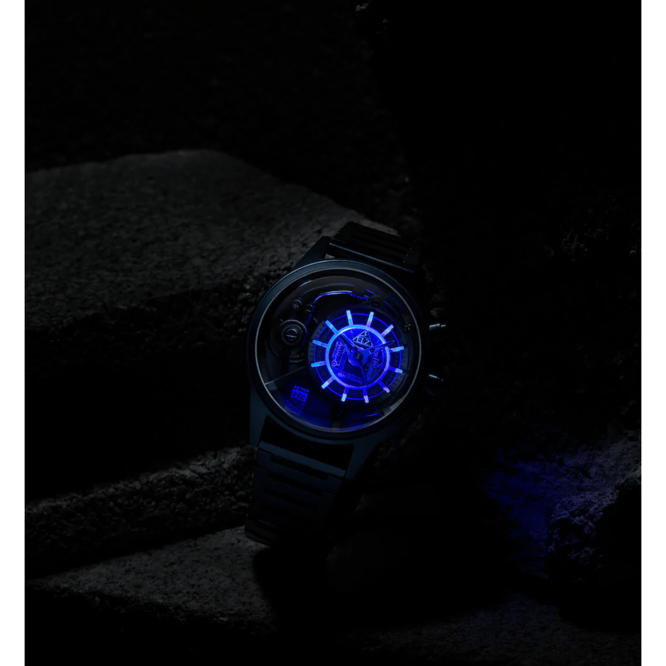 The ELECTRICIANZ Blue Z 45mm Blue Metal - Red Army Watches
