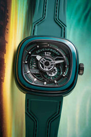 SEVENFRIDAY PS3/05 "CCG" - Red Army Watches 