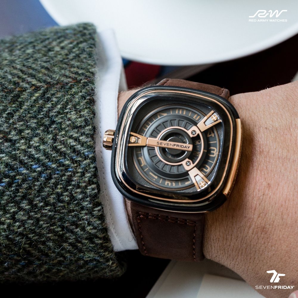 SEVENFRIDAY M2/02 - Red Army Watches 