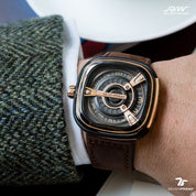 SEVENFRIDAY M2/02 - Red Army Watches 