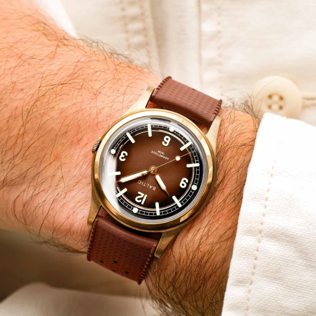 BALTIC HERMÉTIQUE TOURER BRONZE BROWN - Red Army Watches 