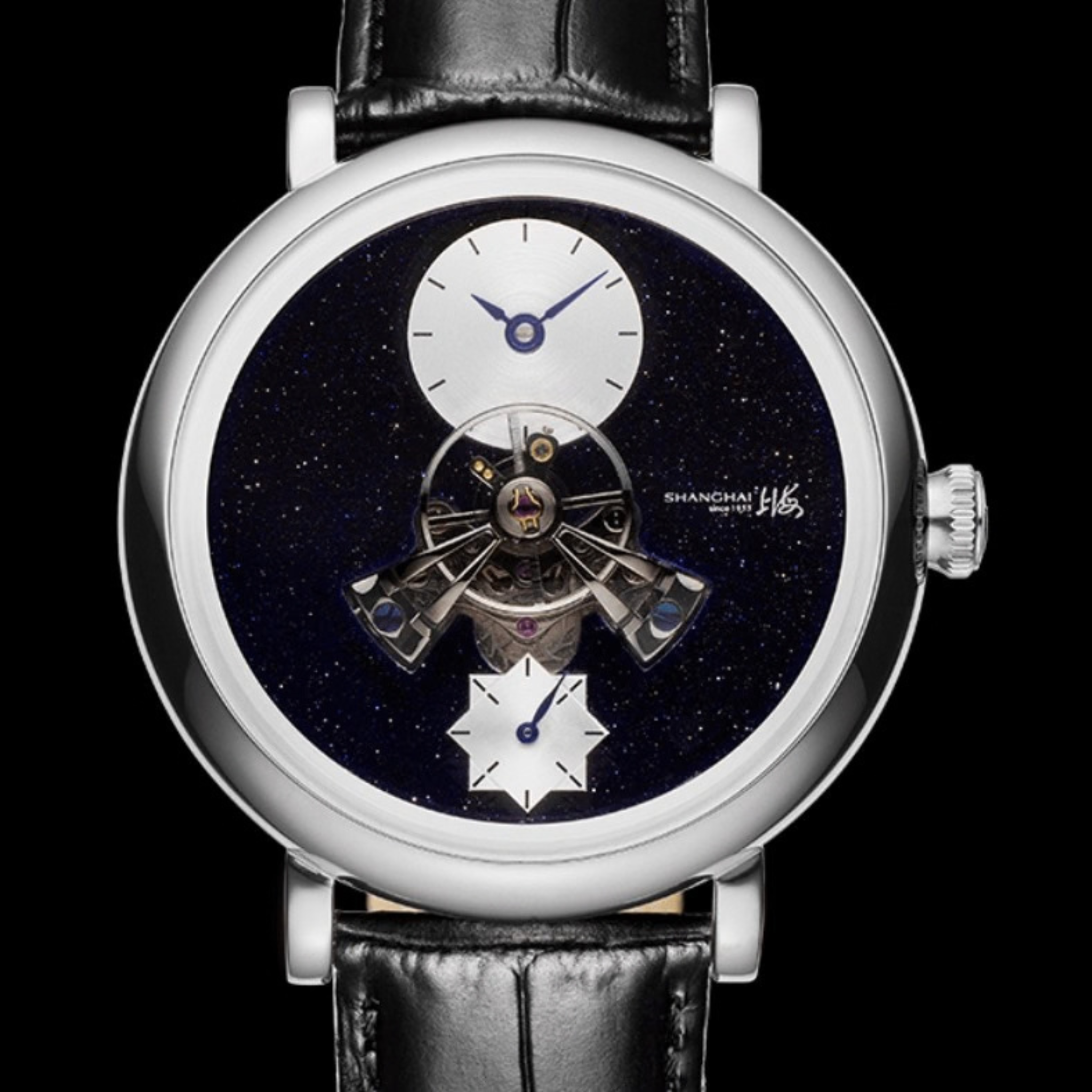 Shanghai Watch THE BUND Dome blue aventurine dial with central balance wheel
