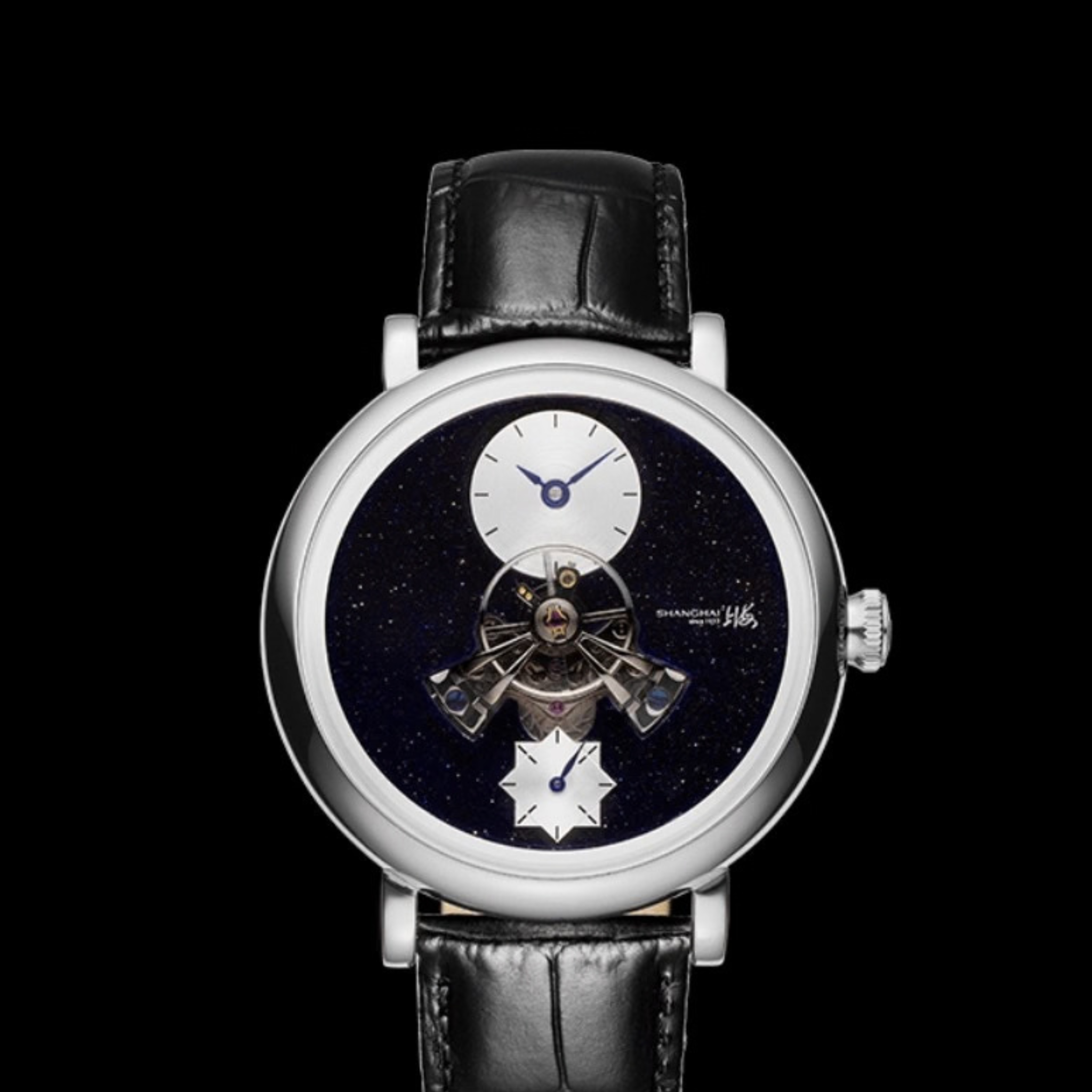 Shanghai Watch THE BUND Dome blue aventurine dial with central balance wheel
