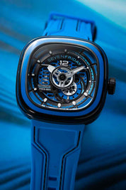 SEVENFRIDAY PS3/04 "CCB" - Red Army Watches 