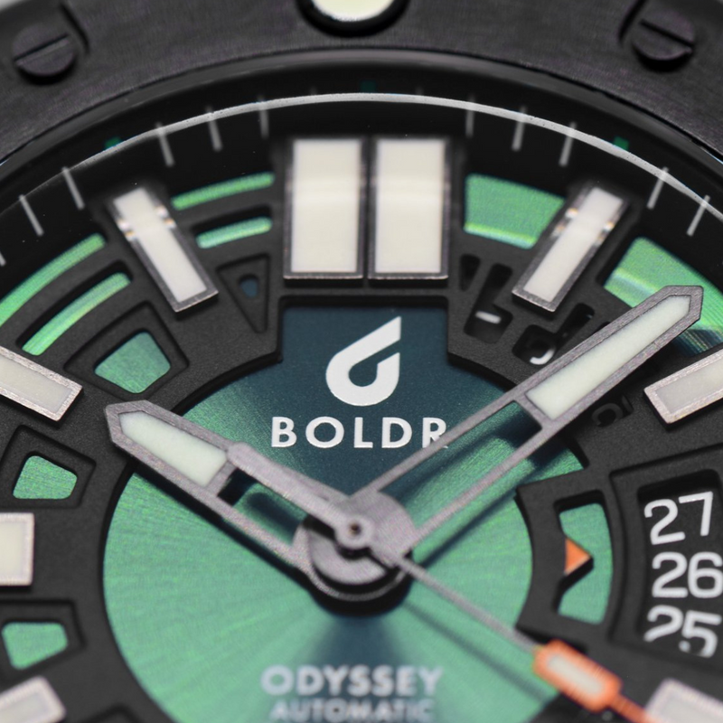 BOLDR Odyssey Carbon Green - Red Army Watches 