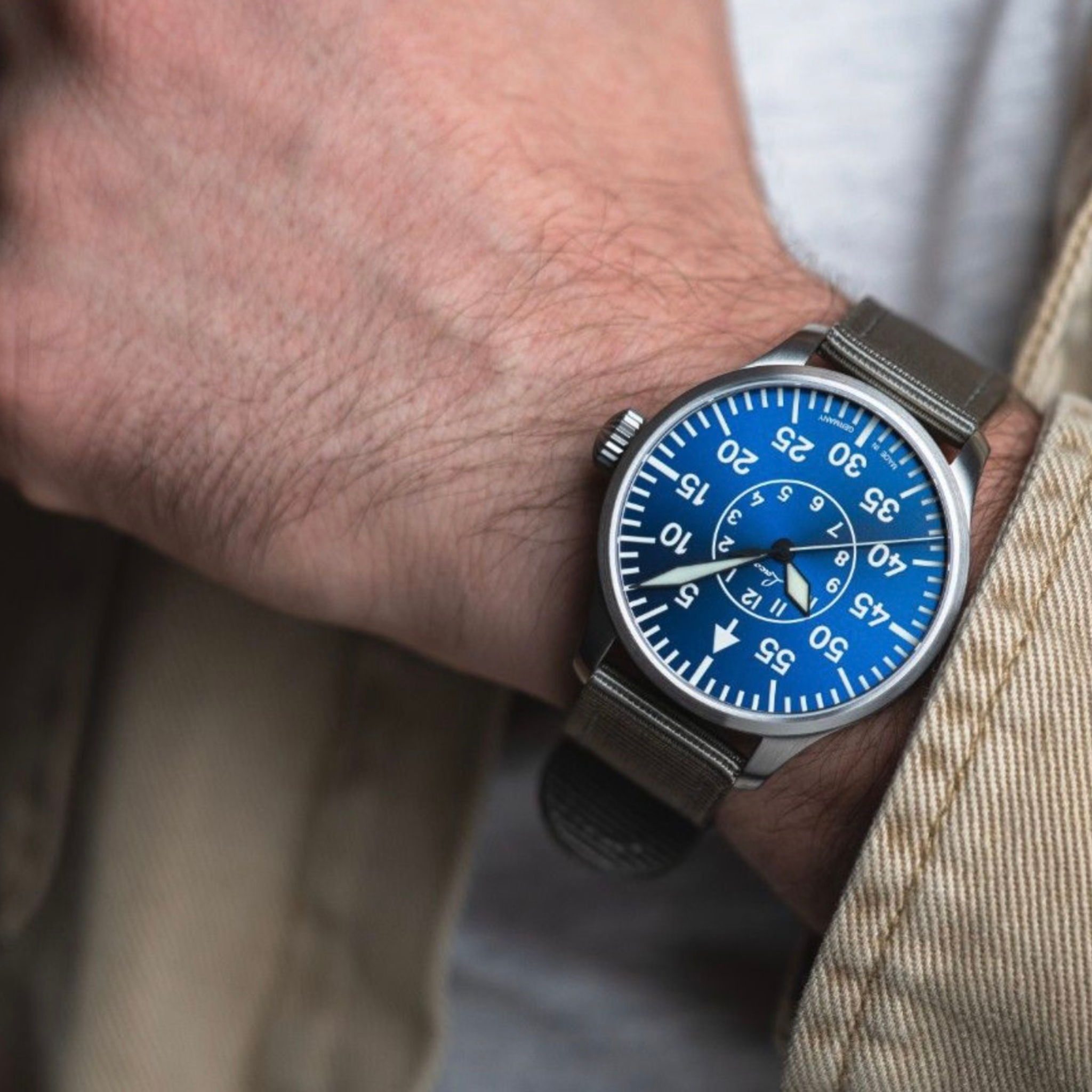 LACO PILOT WATCHES BASIC AACHEN BLAUE STUNDE 39 MM AUTOMATIC