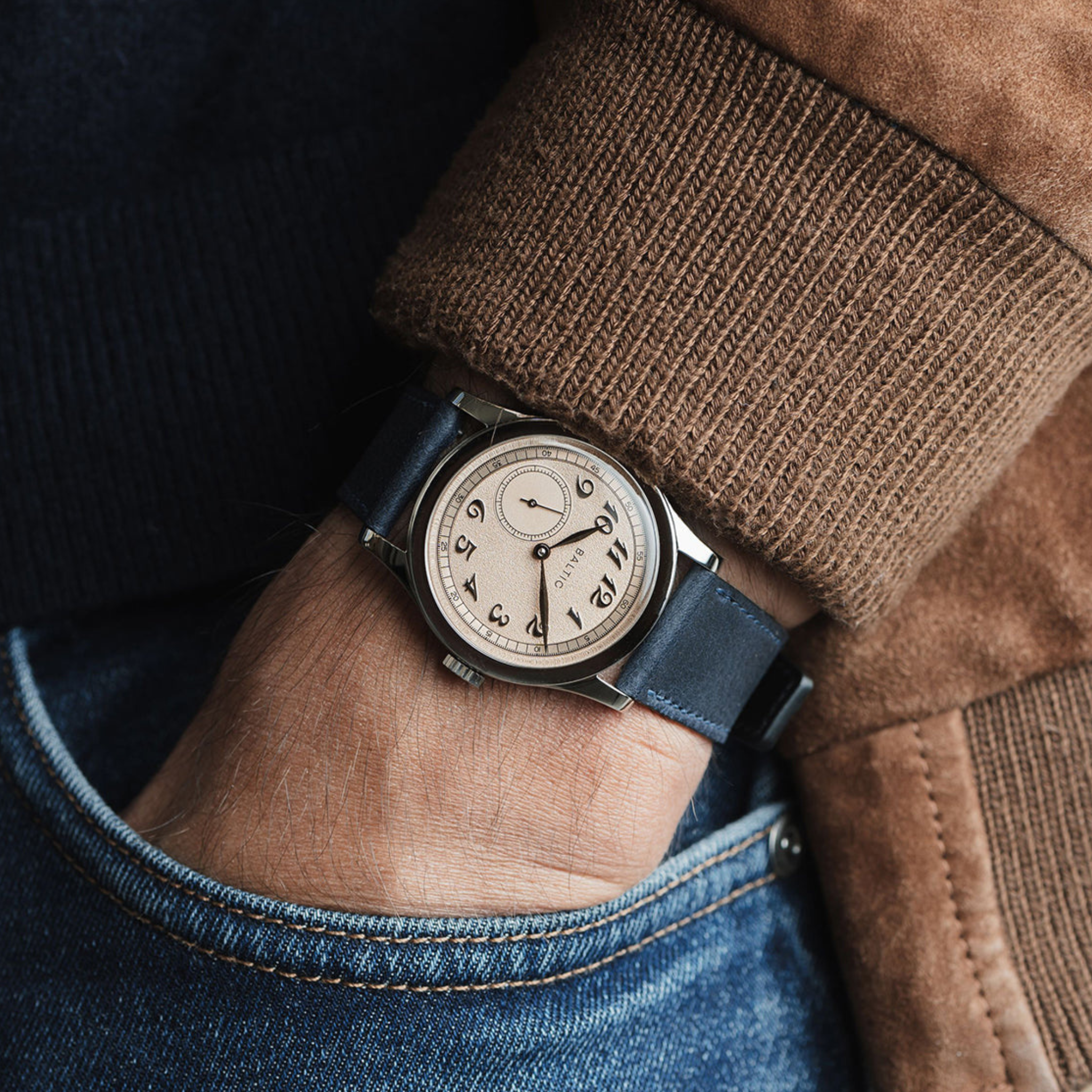 BALTIC MR CLASSIC SALMON (STITCHED NAVY BLUE)