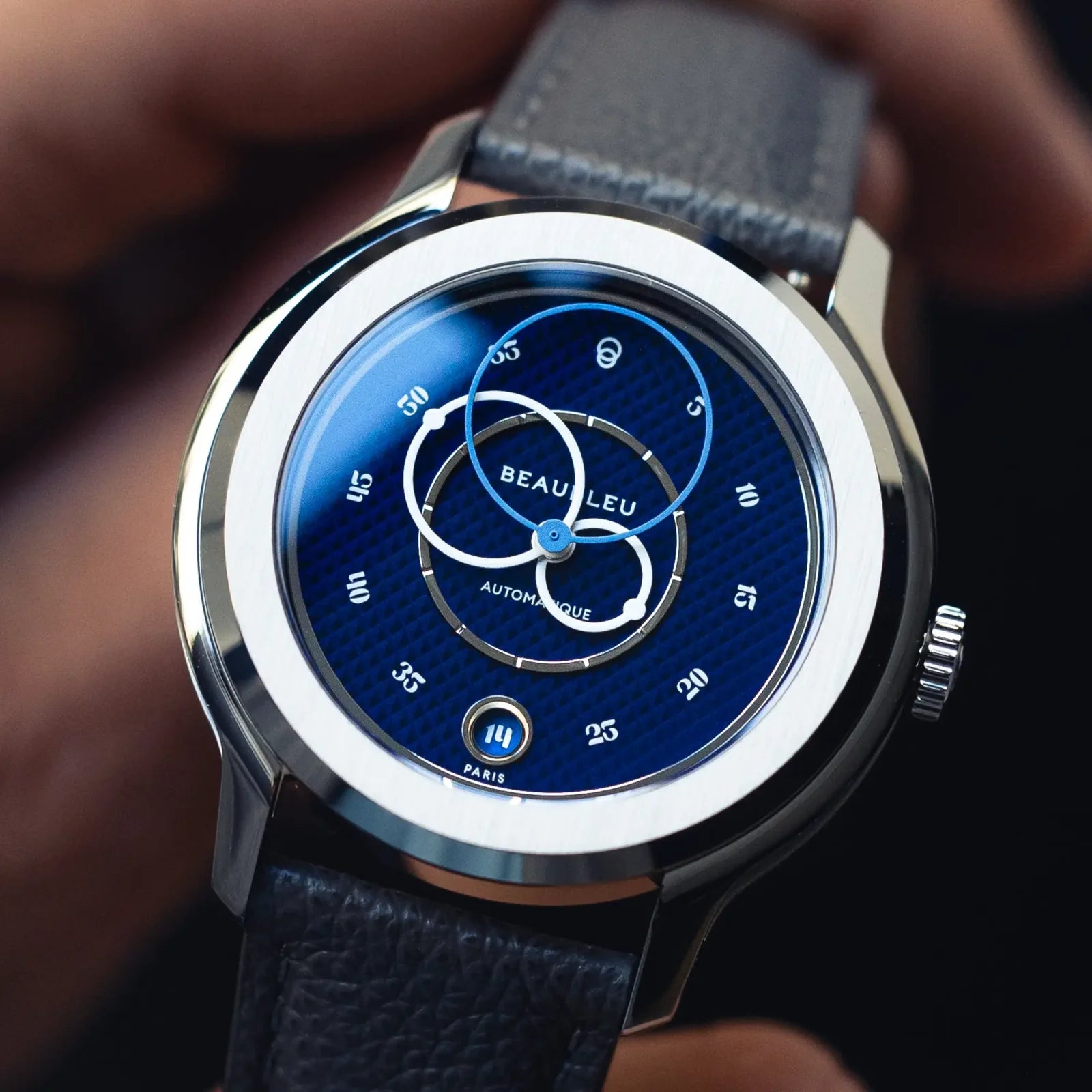 BEAUBLEU Smalt Blue - Red Army Watches 