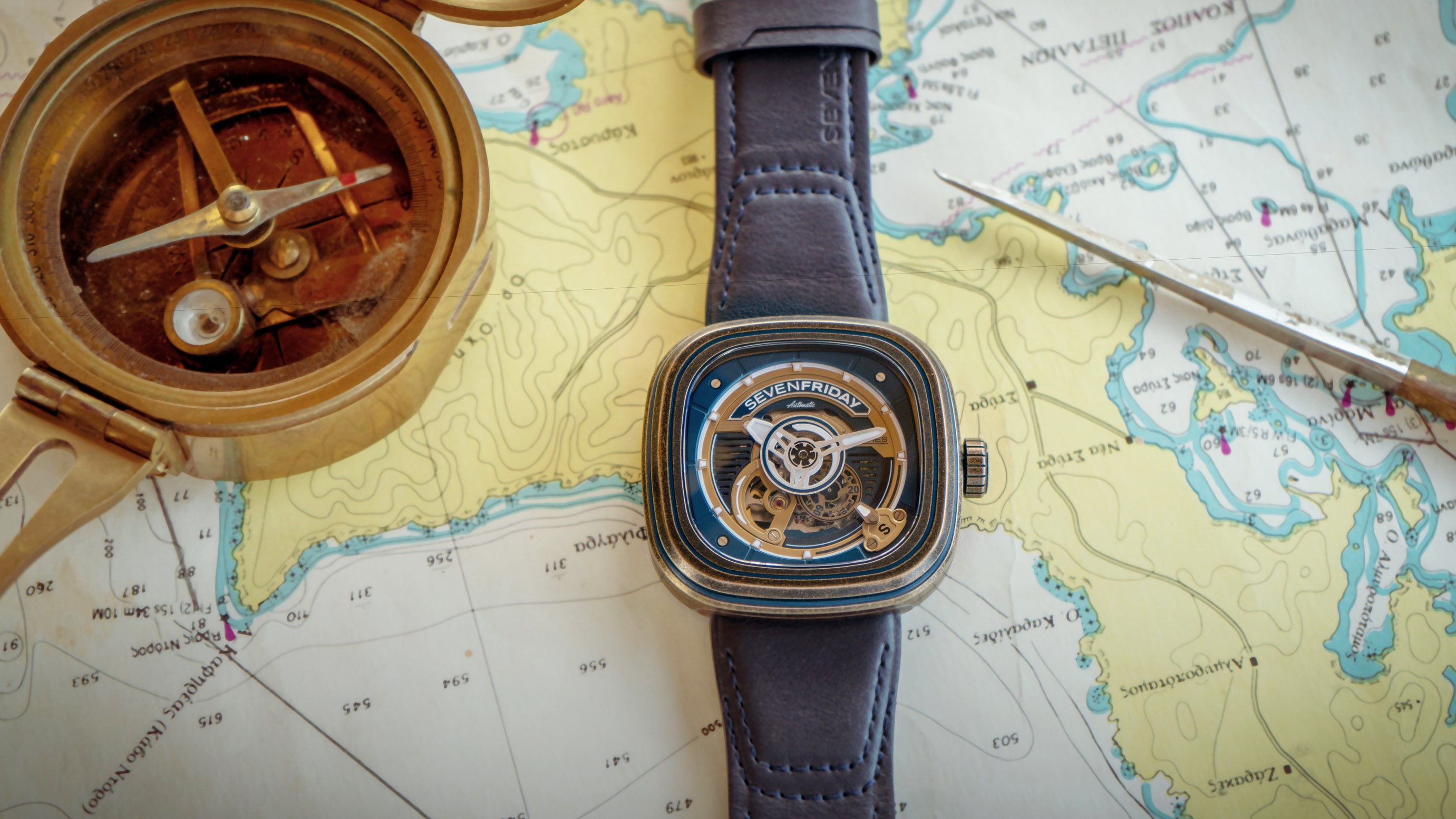 SEVENFRIDAY PS1/04 - Red Army Watches 